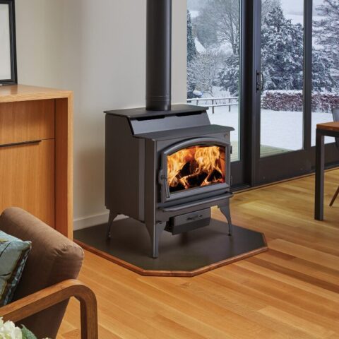 Lopi – Rockport NexGen-Hybrid Wood Stove